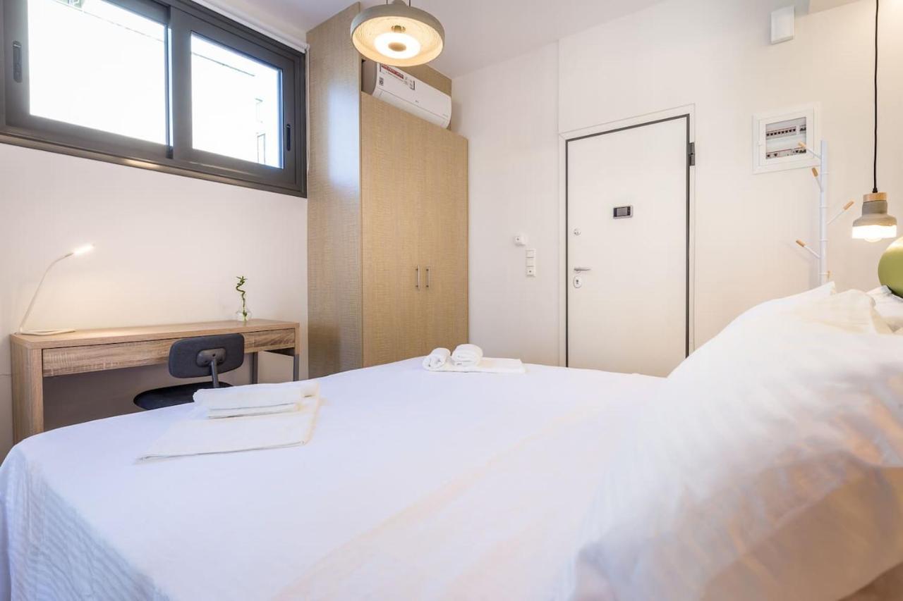 Apartamento Syntagma Modern New Flat, Large Balcony With View Atenas Exterior foto