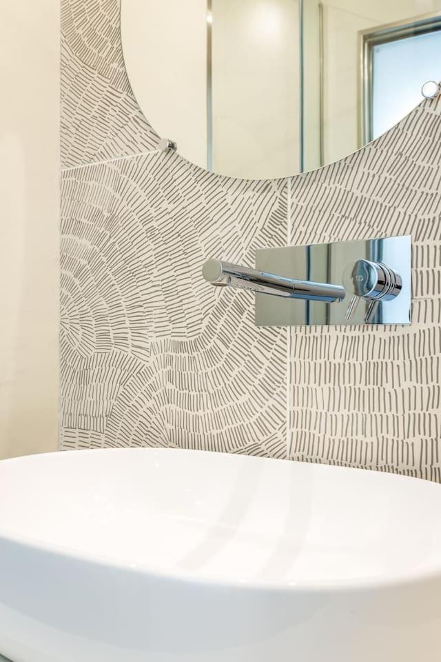 Apartamento Syntagma Modern New Flat, Large Balcony With View Atenas Exterior foto