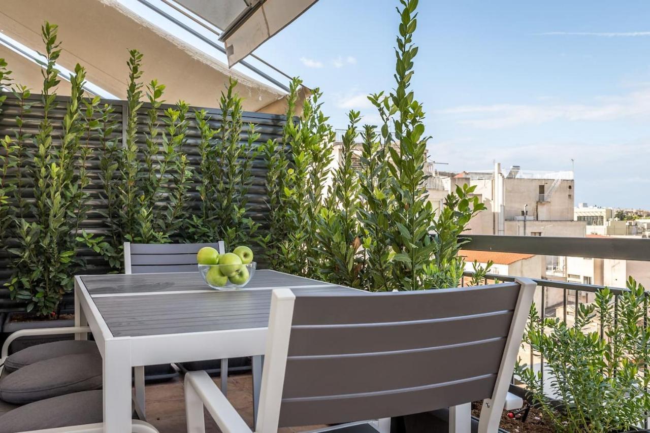 Apartamento Syntagma Modern New Flat, Large Balcony With View Atenas Exterior foto